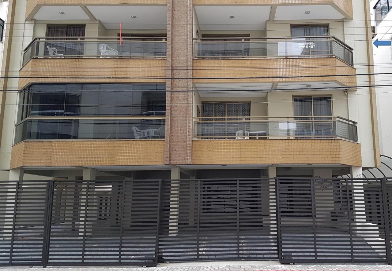 Apto Na Quadra Do Mar Em Meia Itapema, 2 Dorm, 6 Pessoas Apartment